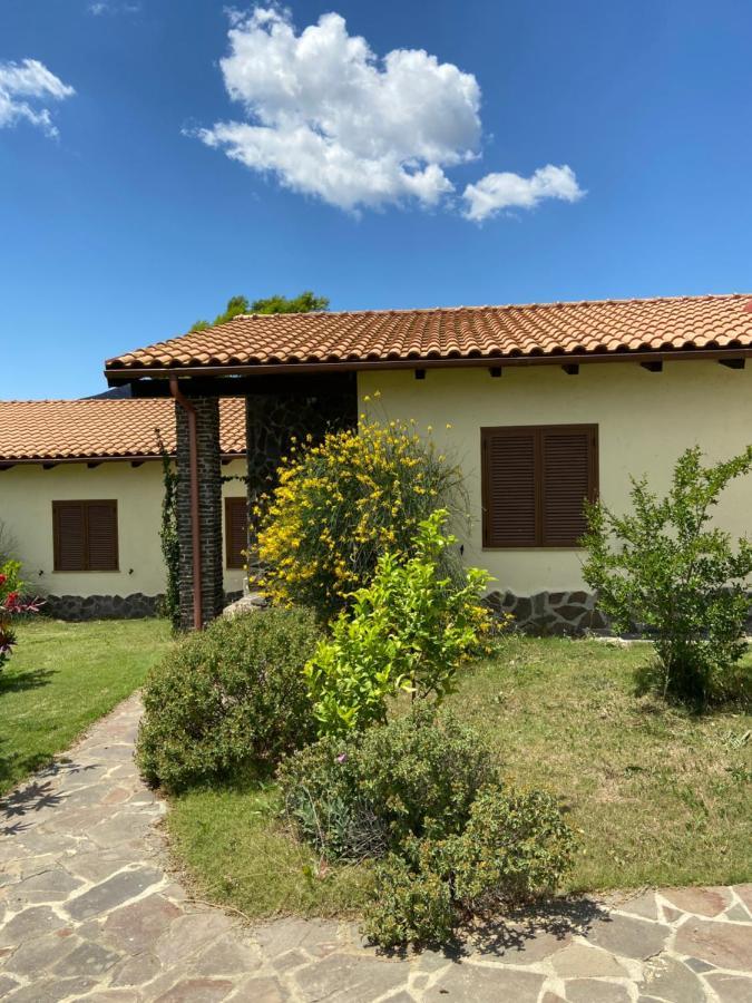 Agriturismo Gennemara B&B Perdaxius Exterior foto